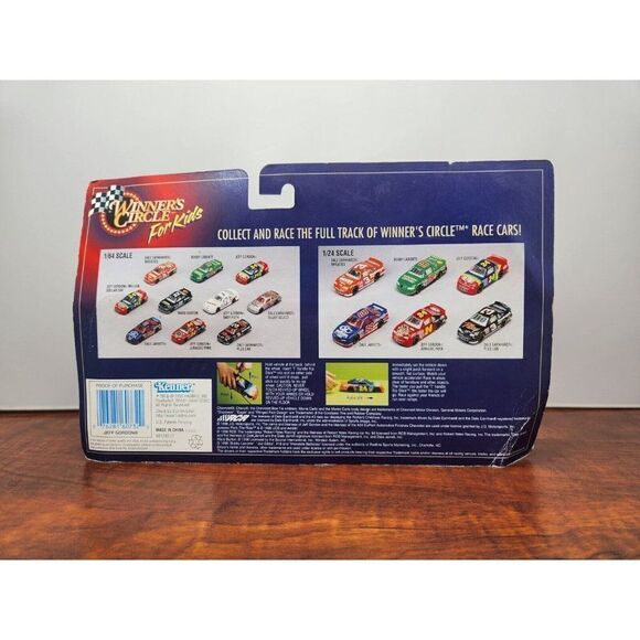 Winners Circle for Kids Jeff Gordon Monte Carlo Rip Stick Racing Car 1:24 Scale - Picture 8 of 13